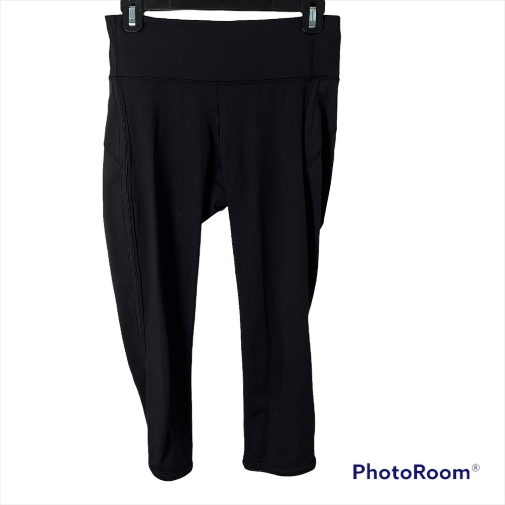 Lululemon Black Crop Length Leggings Size 6